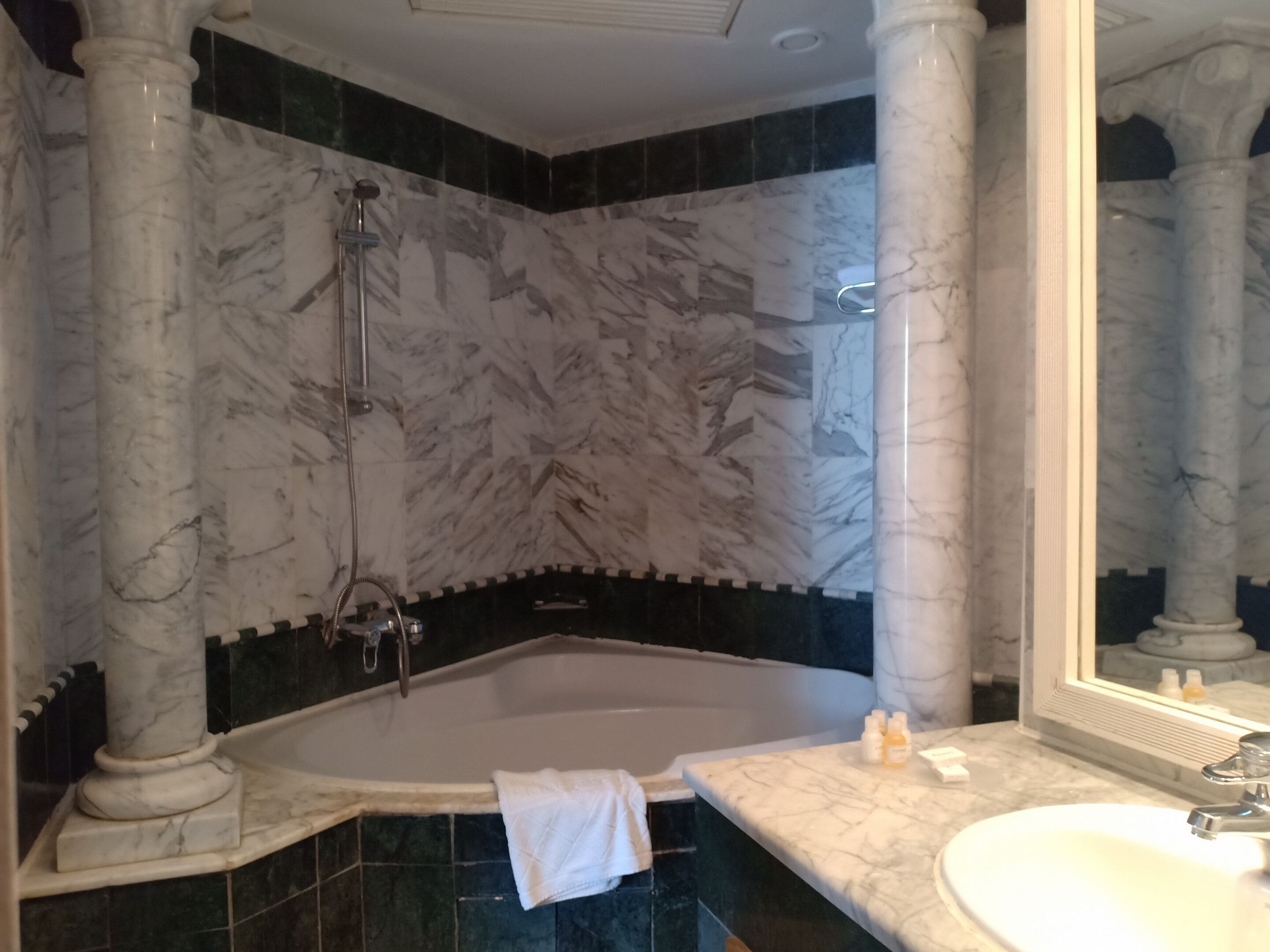 Photo - El Mouradi El Menzah