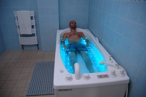 Sauna, steam room, hydrotherapy, aromatherapy, body wraps, body scrubs - El Mouradi Hammam Bourguiba (Ain Draham)