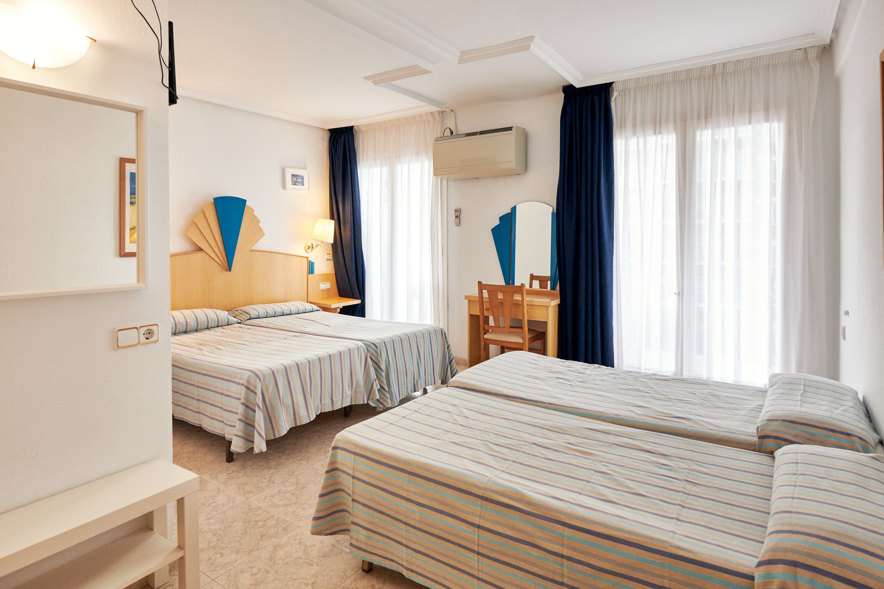 Photo - Checkin Blanes