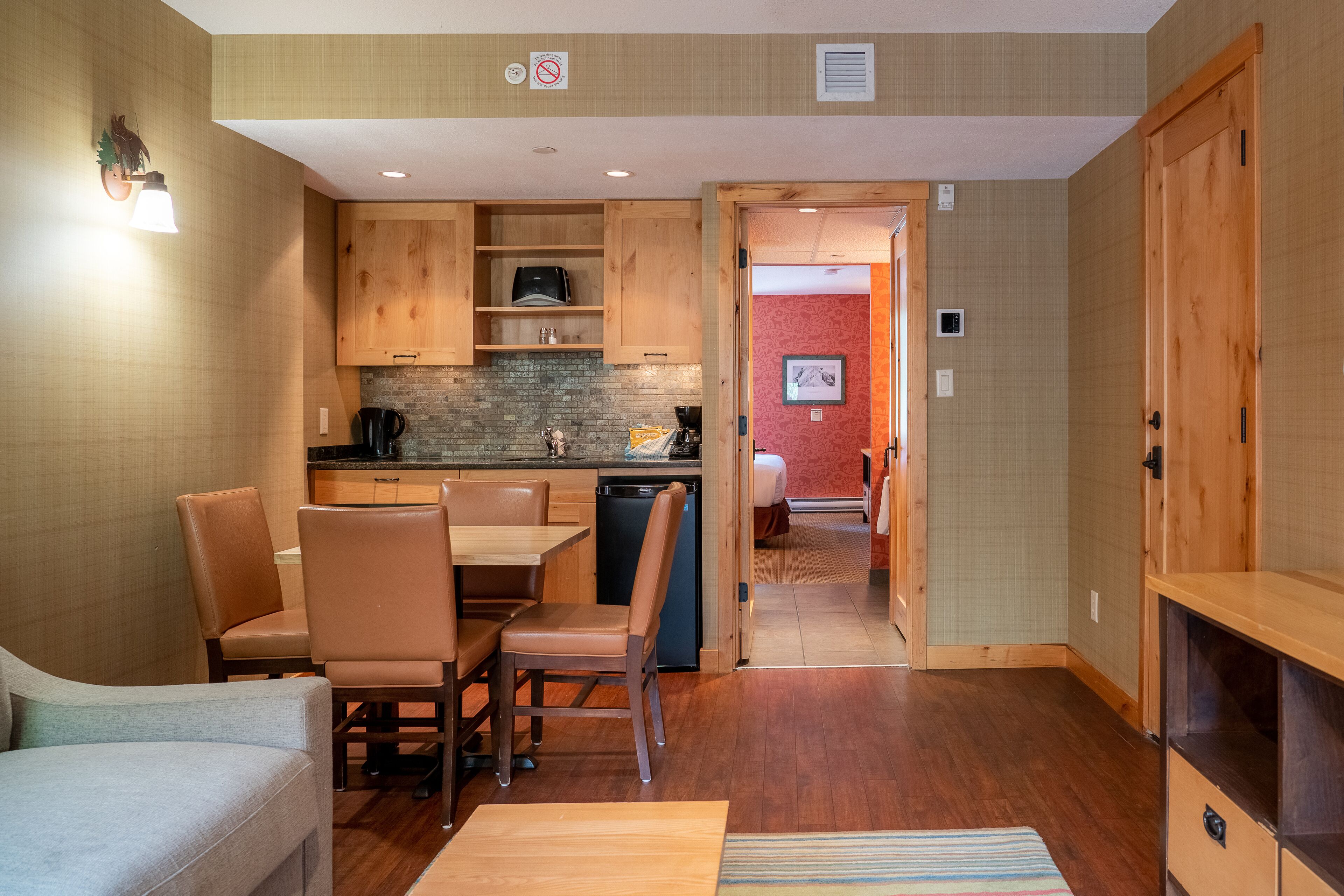 Photo - The Fox Hotel and Suites