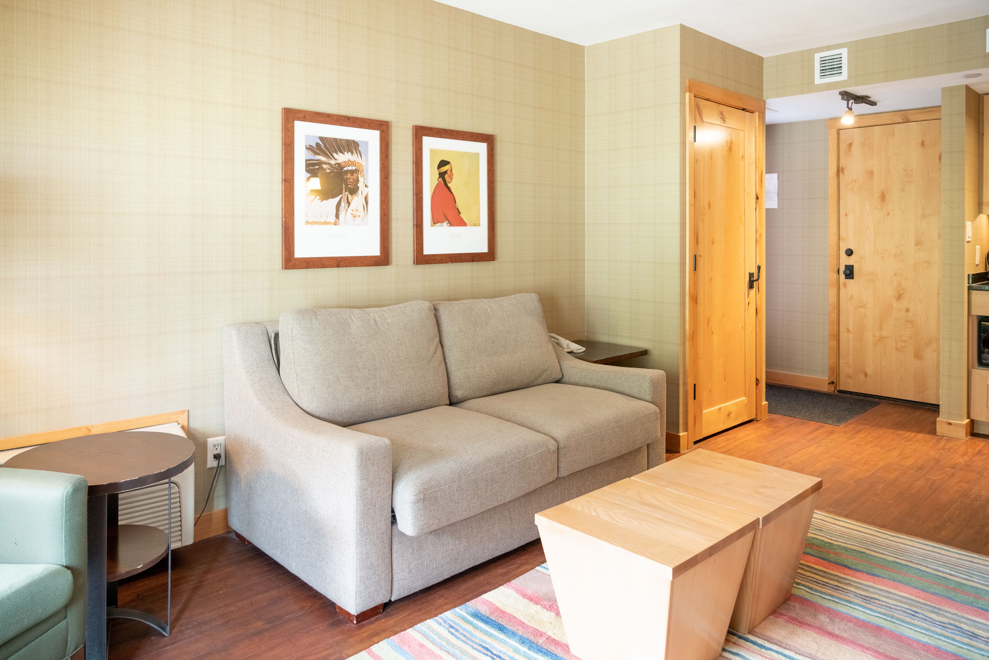 superior room, 1 king bed, balcony | living room | 32-inch lcd tv with cable channels, tv