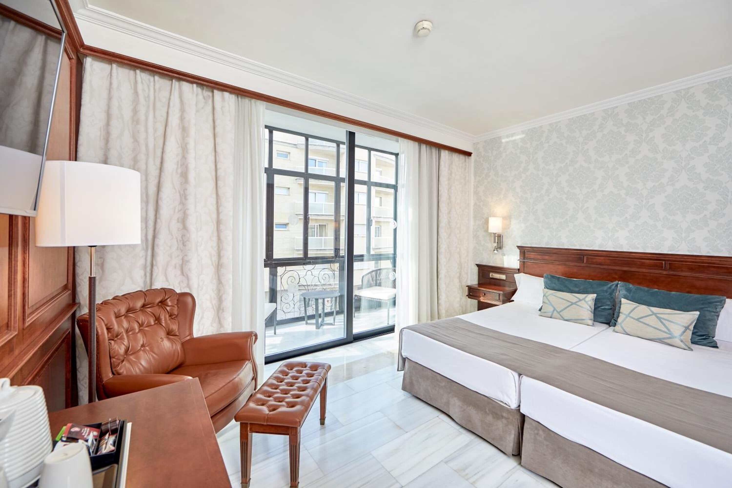 minibar, in-room safe, desk, blackout curtains