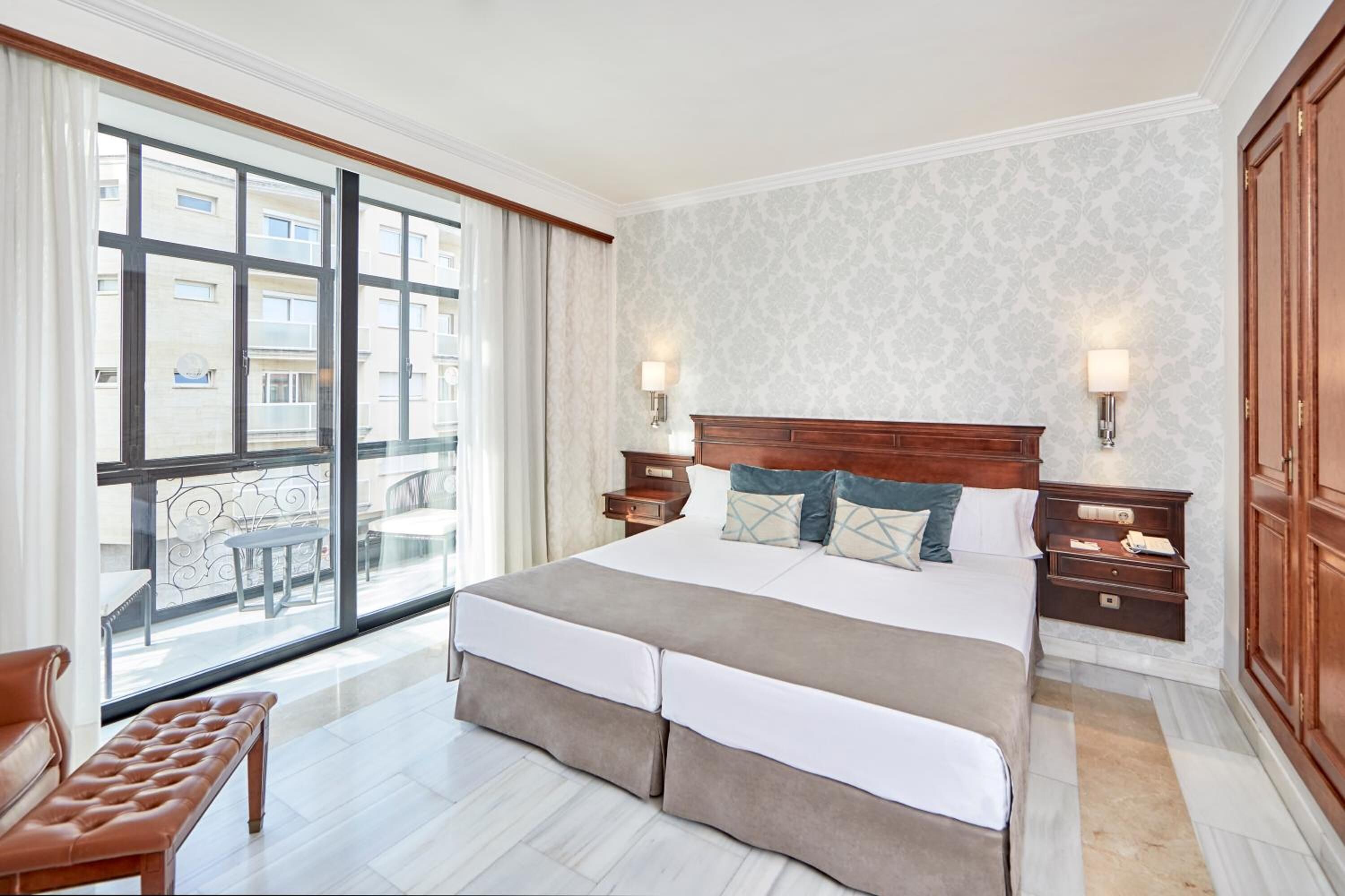 minibar, in-room safe, desk, blackout curtains