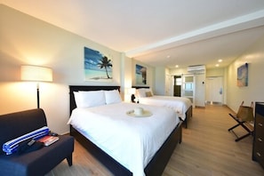 Premium bedding, pillow-top beds, in-room safe, desk - Sun Tower Hotel & Suites on the Beach (Fort Lauderdale)