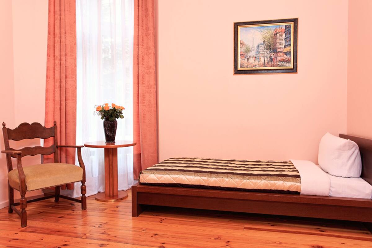 Iron/ironing board (on request), free WiFi, bed sheets