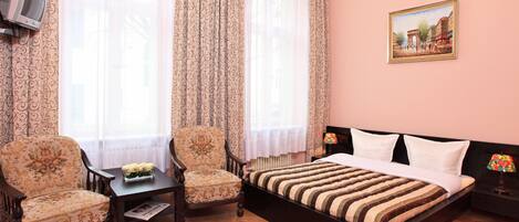 Iron/ironing board, free WiFi, bed sheets