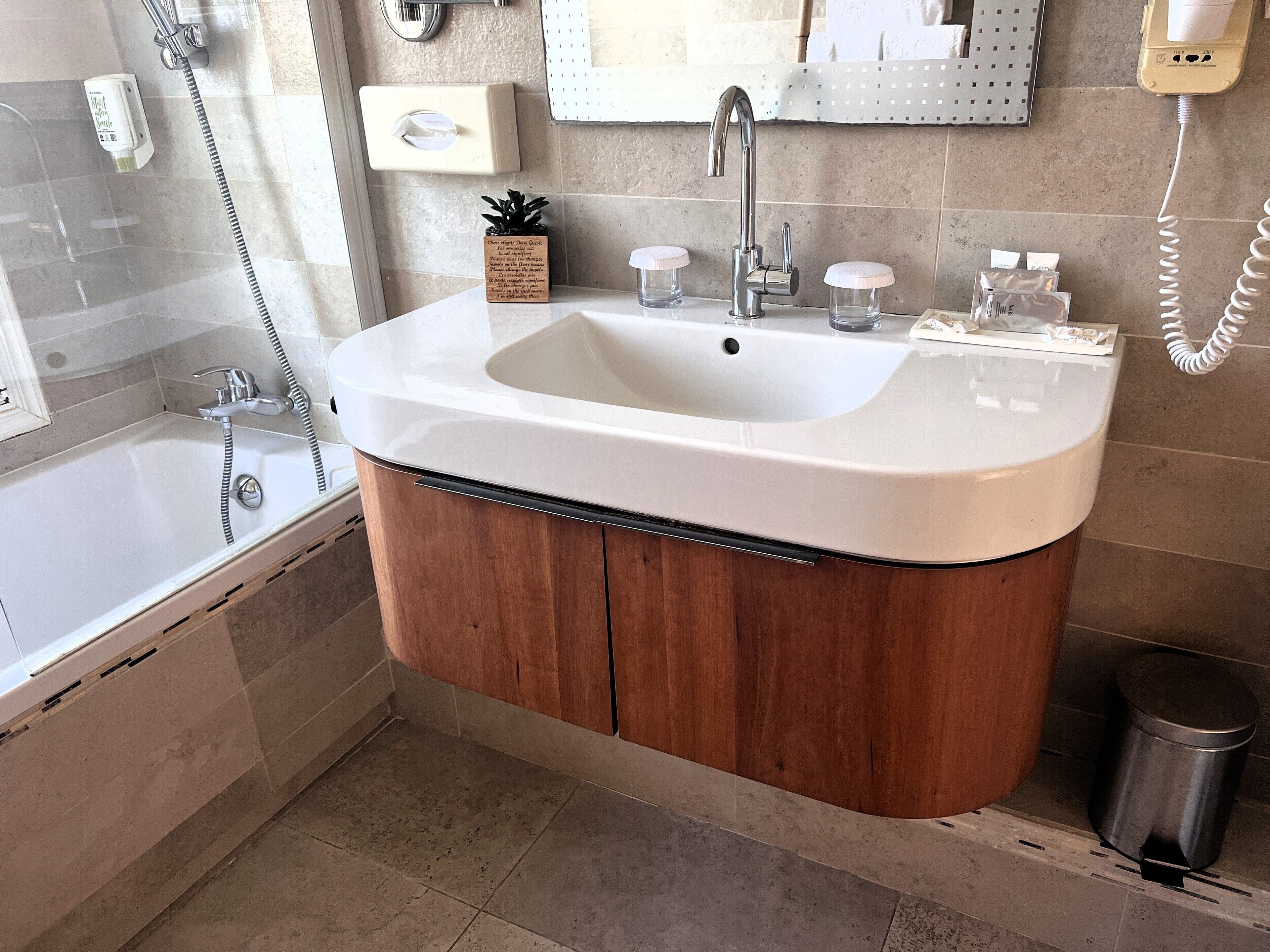 superior double room | in-room safe, desk, soundproofing, free wifi