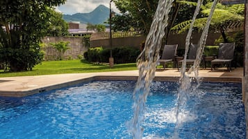 Alberca al aire libre