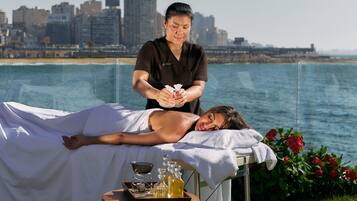 Massage in accommodation