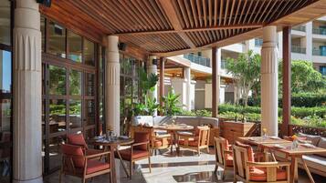 7 restaurants, breakfast, lunch, dinner served; Mediterranean cuisine