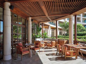 7 restaurants, breakfast, lunch, dinner served; Mediterranean cuisine - Four Seasons Hotel Alexandria at San Stefano (Alexandria)