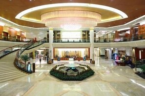Lobby - Dongding Hotel (Shanghai)