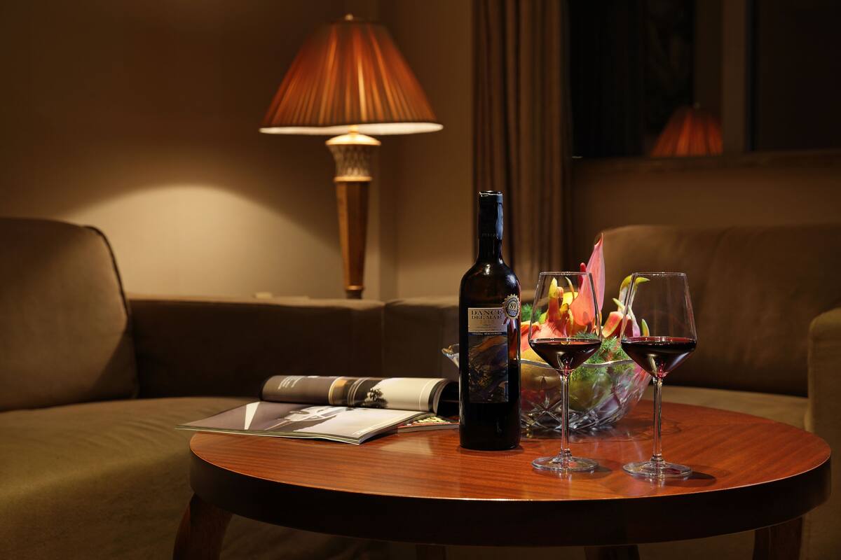 Deluxe Twin Room  | Premium bedding, Select Comfort beds, in-room safe, desk