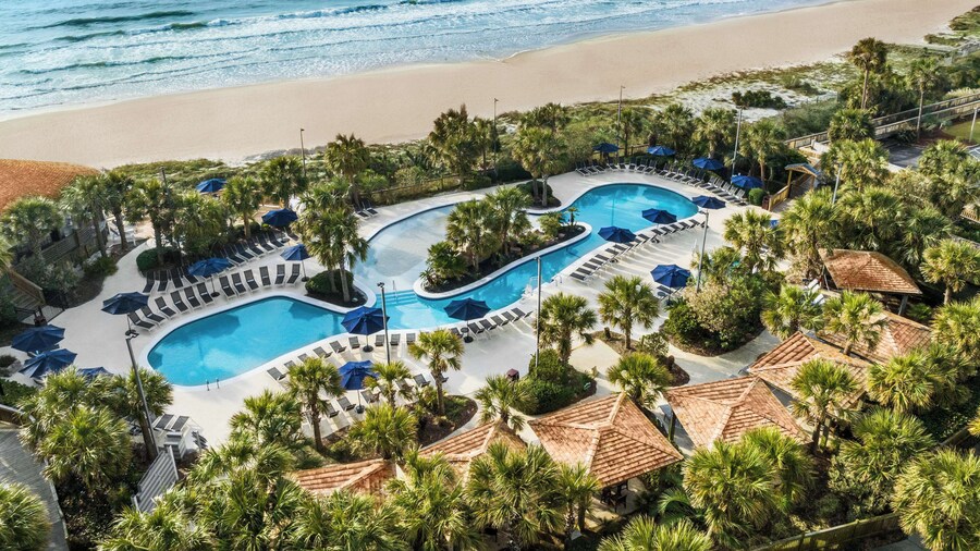 Royale Palms Condominiums