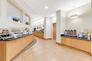 Café da manhã com buffet grátis