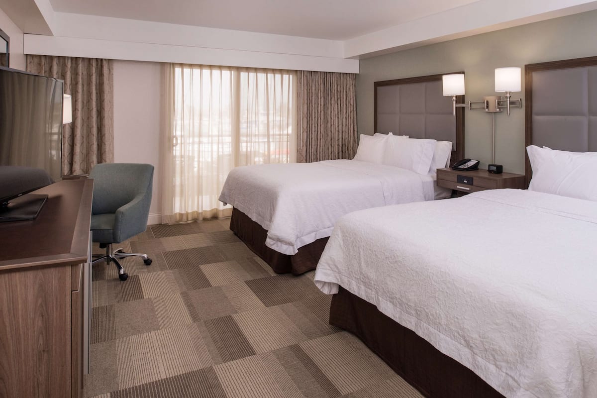 In-room safe, desk, iron/ironing board, free WiFi
