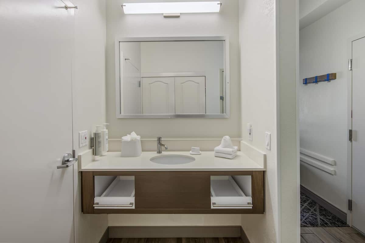 Free toiletries, hair dryer, towels