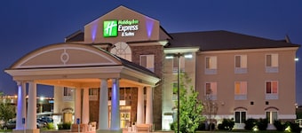 Holiday Inn Express & Suites Wichita Airport by IHG