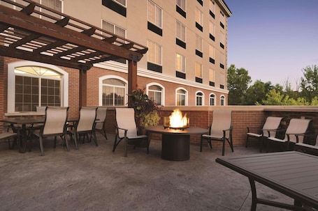BBQ/picnic area. Country Inn & Suites by Radisson, Grand Rapids East, MI
