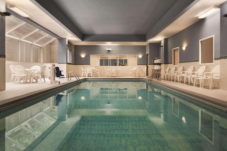 Indoor pool. Country Inn & Suites by Radisson, Grand Rapids East, MI