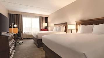 Habitación, 2 camas de matrimonio, no fumadores | Ropa de cama hipoalergénica, escritorio, cortinas opacas