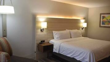 Standard Room, 1 King Bed | In-room safe, desk, iron/ironing board, free cots/infant beds