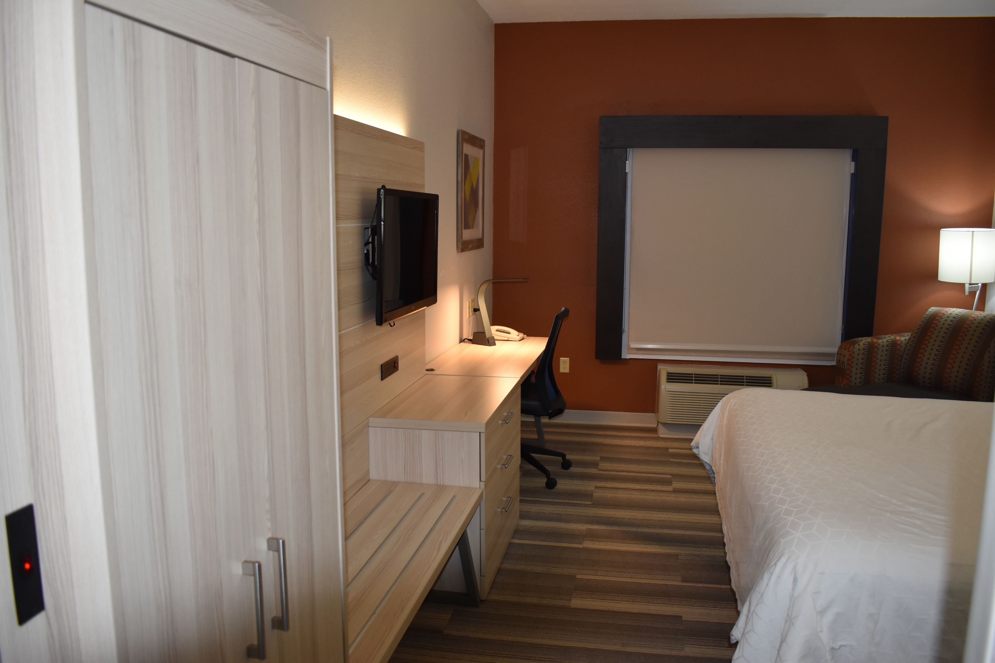 in-room safe, desk, iron/ironing board, free cots/infant beds