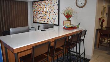 Free buffet breakfast