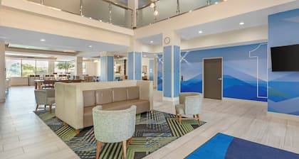 Holiday Inn Express Hotel & Suites Fairfield - North by IHG