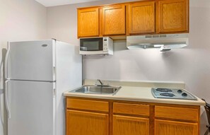 Tủ lạnh, lò vi sóng, bếp nấu, tủ đông 