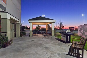 BBQ/picnic area