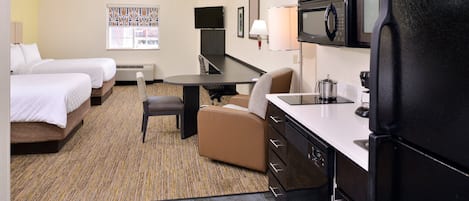 Zimmersafe, Schreibtisch, laptopgeeigneter Arbeitsplatz