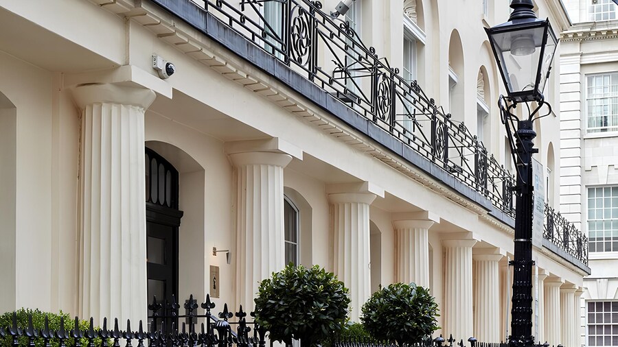 Haymarket Hotel, Firmdale Hotels