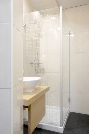 Free toiletries, hair dryer, towels, shampoo - Stay Hotel Faro Centro (Faro)