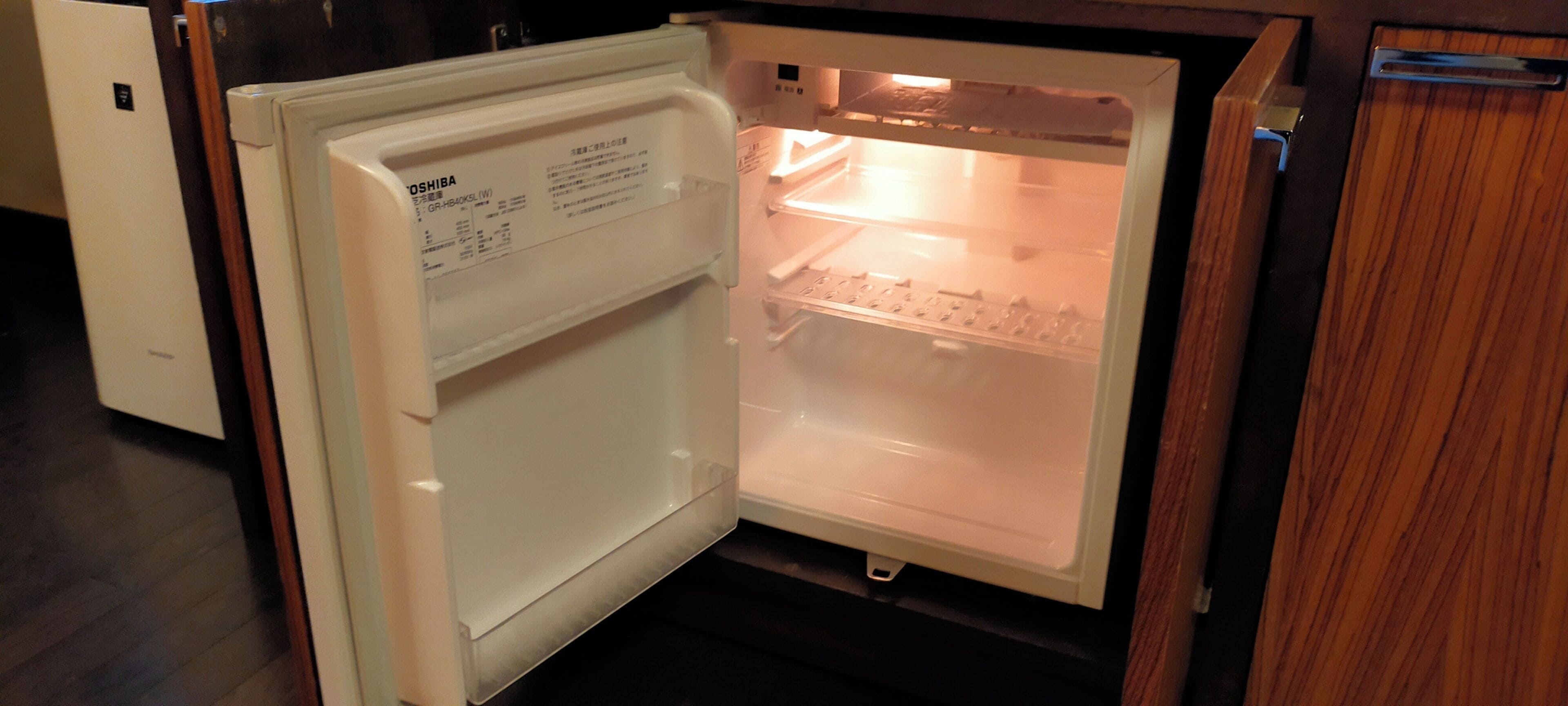 deluxe twin room, 40sqm, non smoking | mini fridge