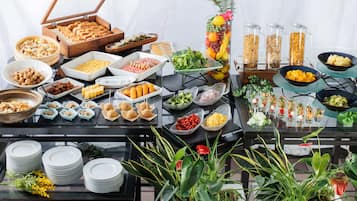 Lunch and dinner served, Japanese cuisine