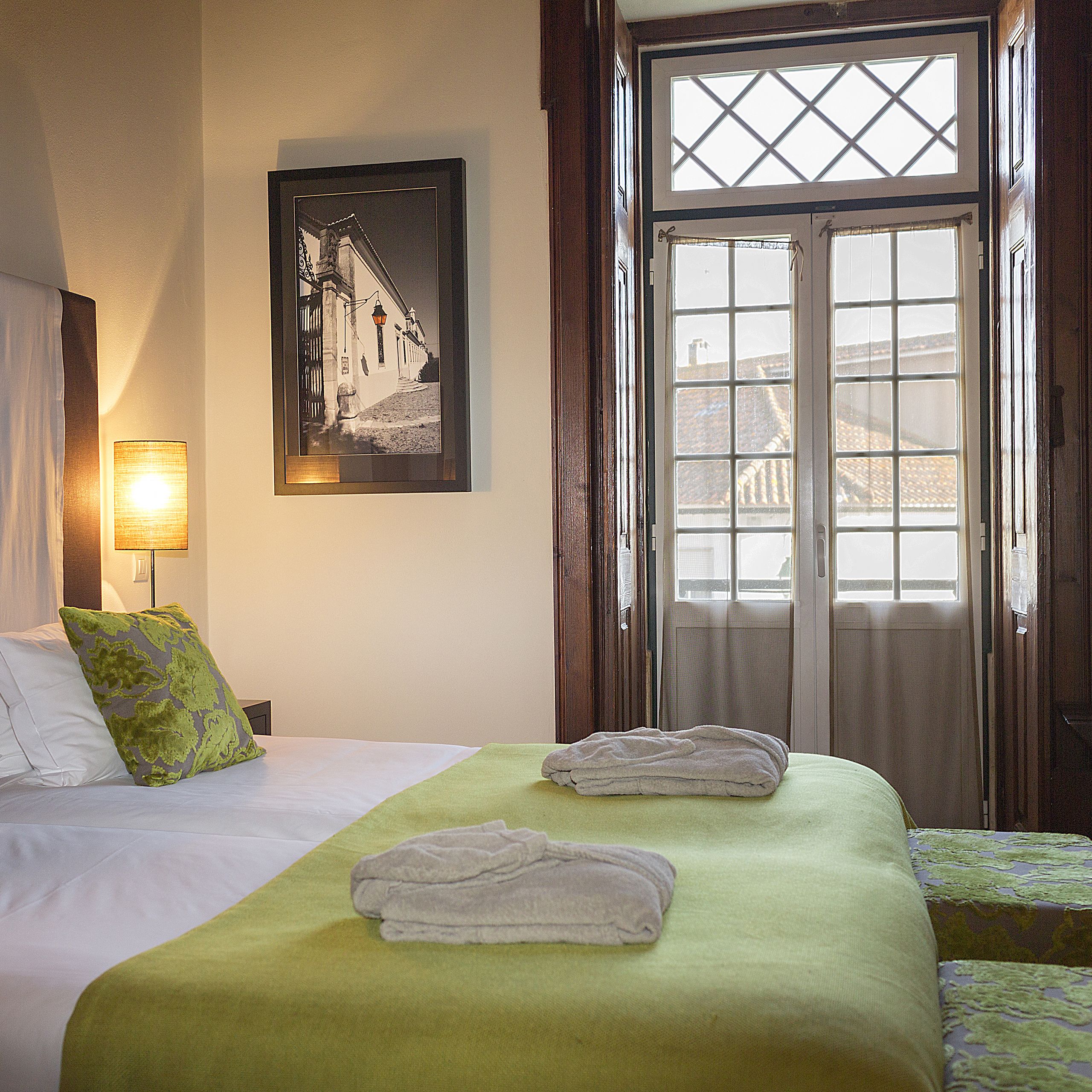 double room | hypo-allergenic bedding, minibar, in-room safe, desk