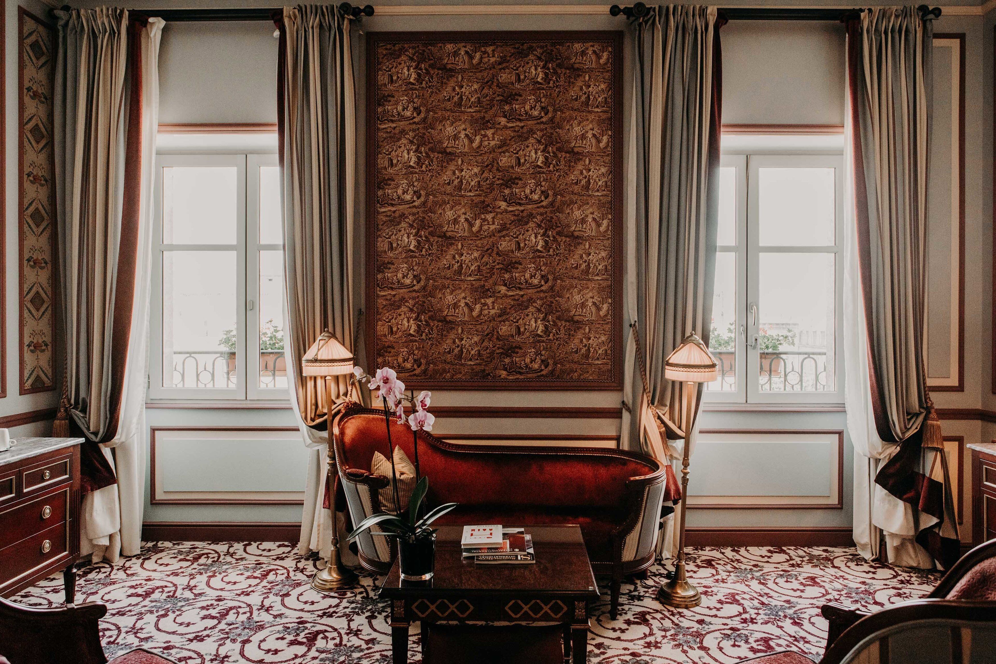 egyptian cotton sheets, premium bedding, pillow-top beds, minibar