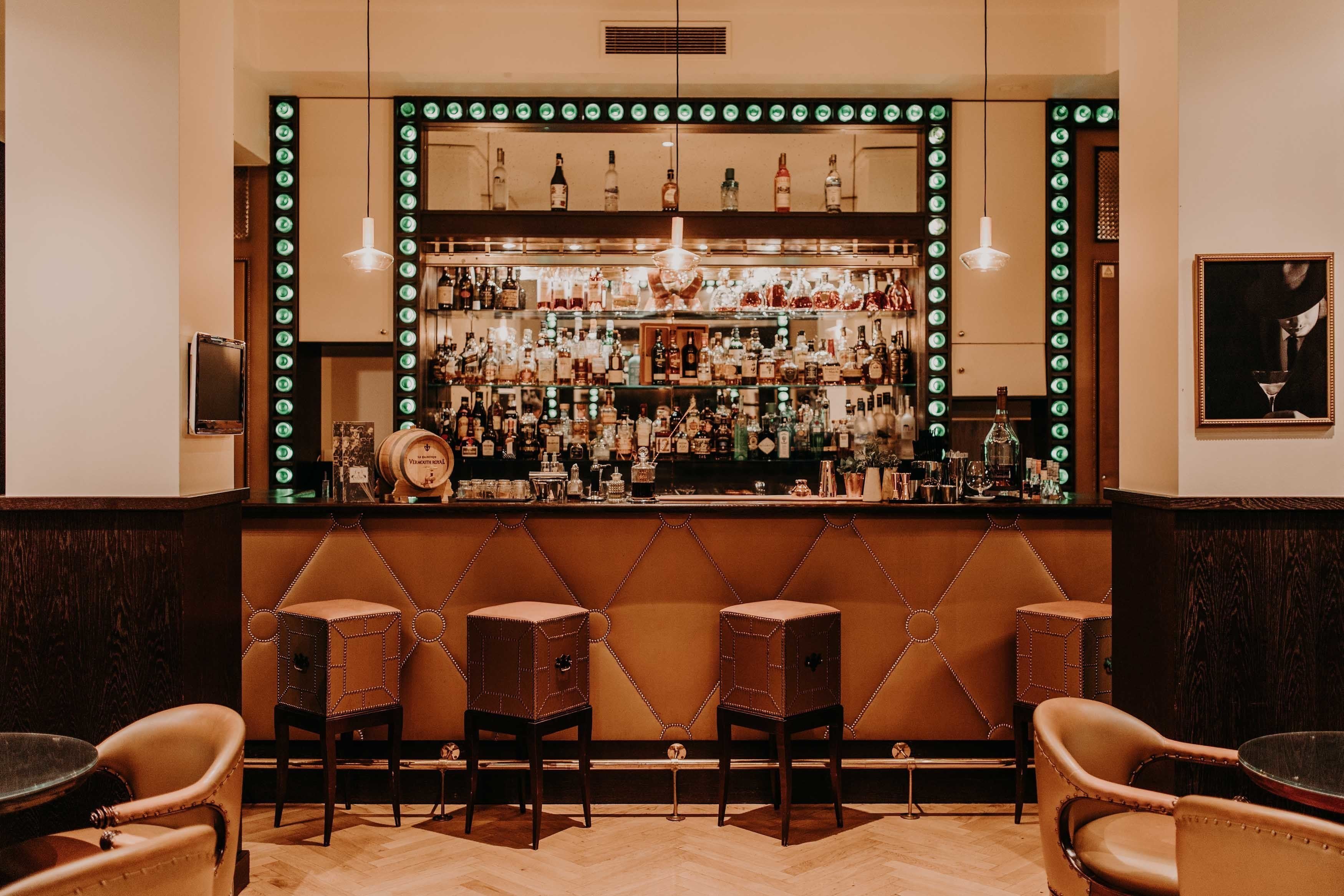 Bar (in der Unterkunft)
