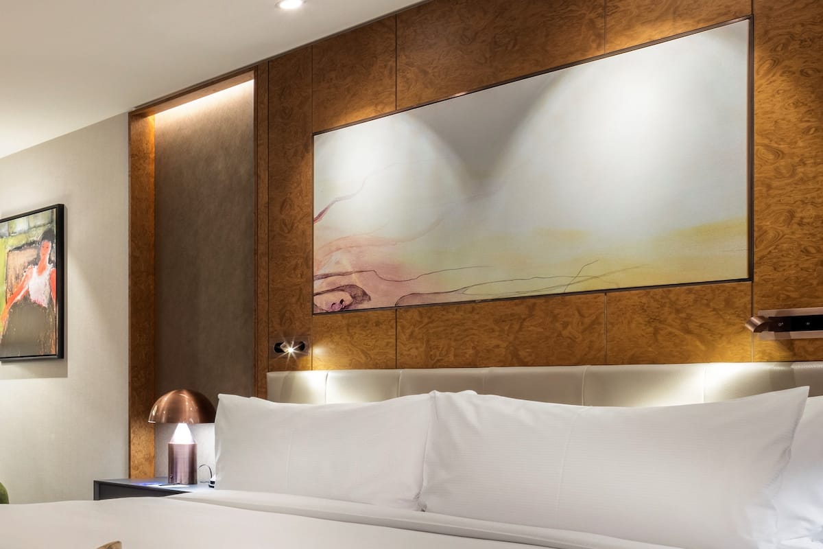 Premium bedding, minibar, in-room safe, desk