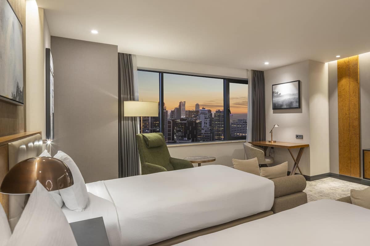 Premium bedding, minibar, in-room safe, desk