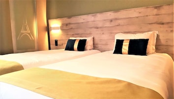 Ropa de cama de alta calidad, mobiliario individual, escritorio