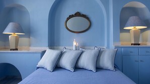 Suite, 1 Bedroom - Thalassa Seaside Resort & Suites (Santorini)