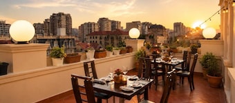 Premier Hotel