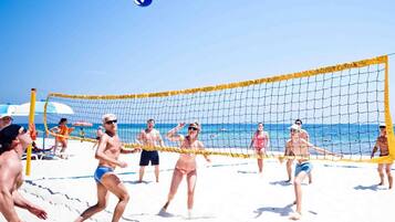 Children’s play area – outdoor