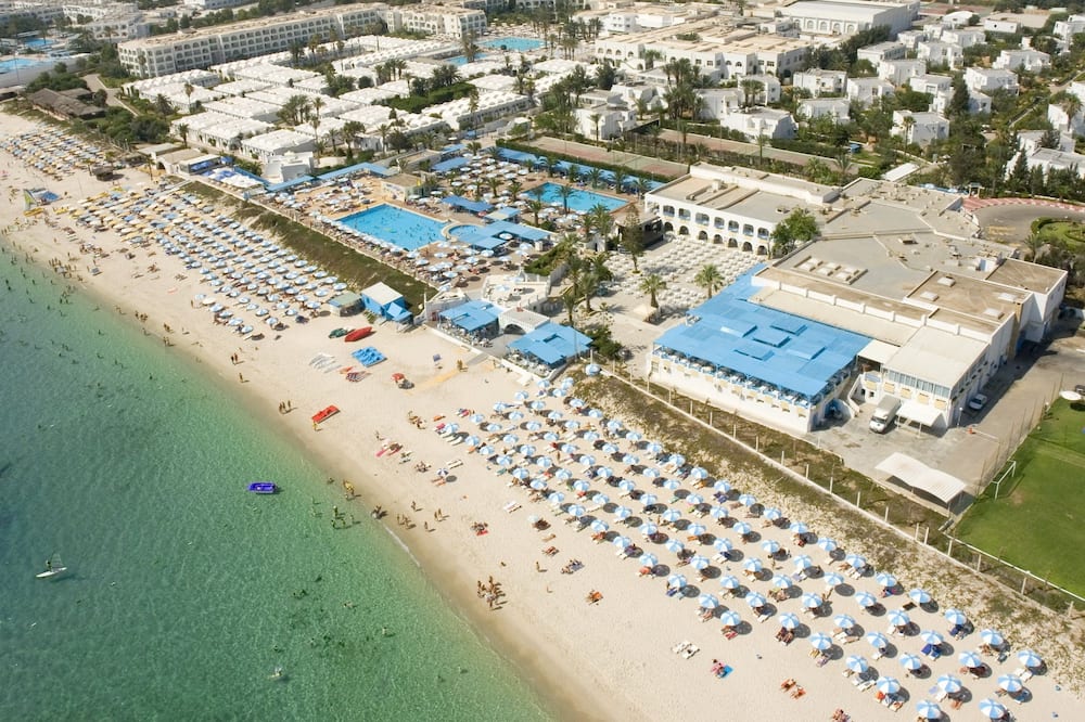 El Mouradi Club Selima