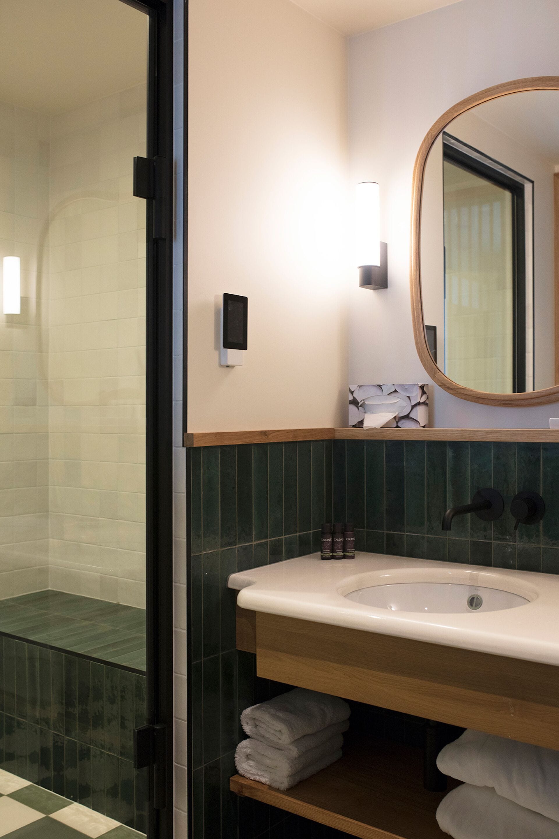 junior suite (hammam) | bathroom | rainfall showerhead, designer toiletries, hair dryer, bathrobes