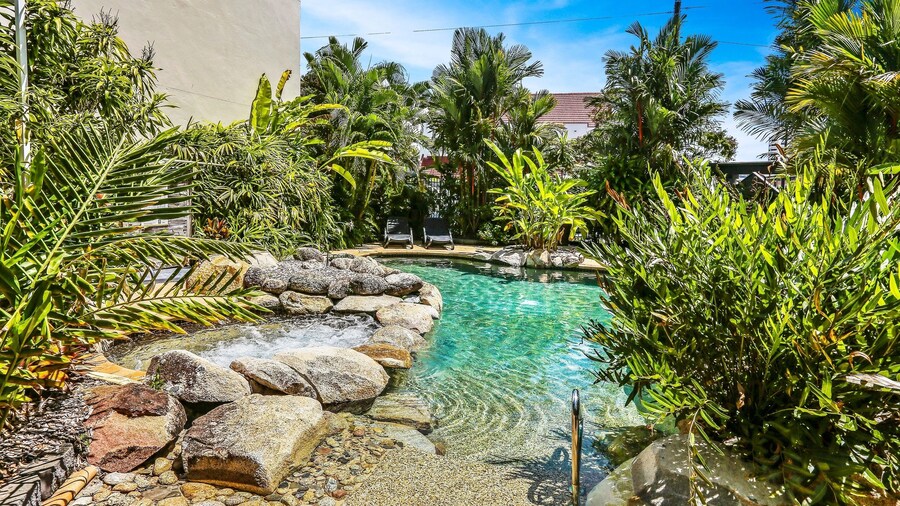 Cascade Gardens