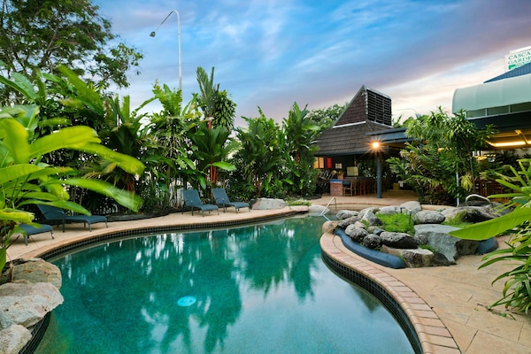 Outdoor pool, pool loungers