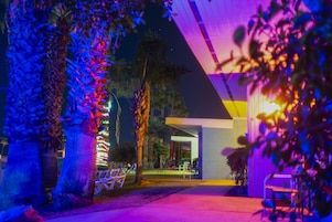 Habitación Deluxe, 1 cama de matrimonio grande | Vistas a la colina